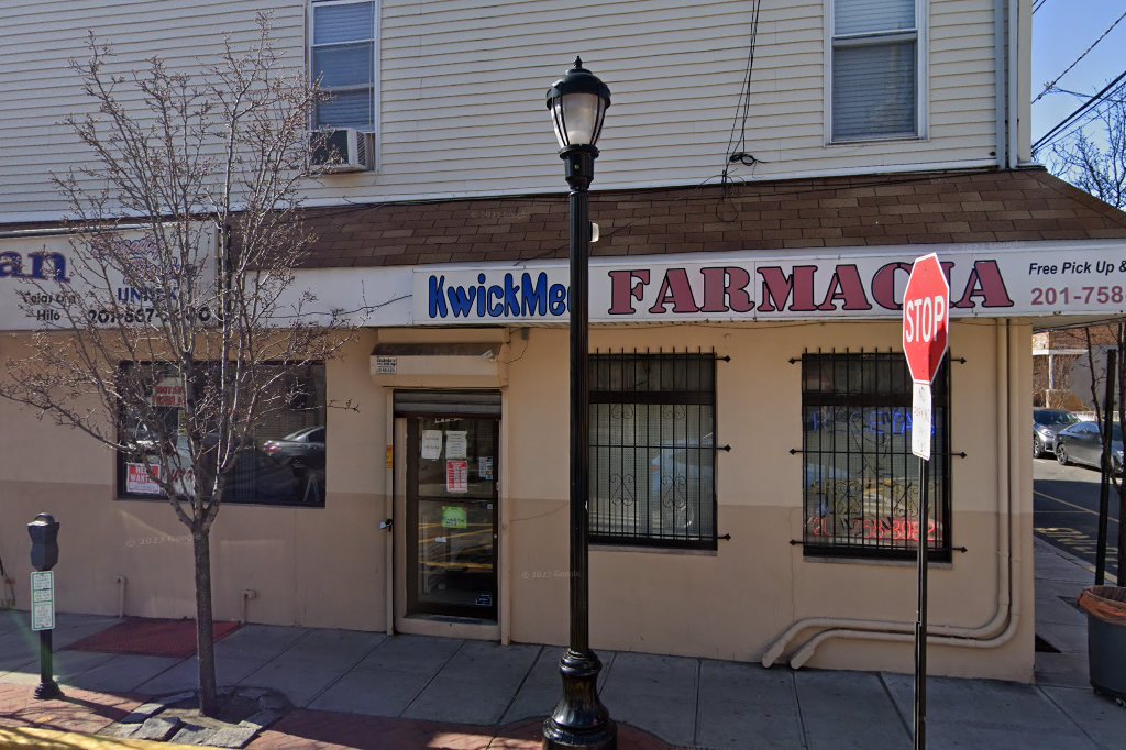 Kwickmed Farmacia Pharmacy