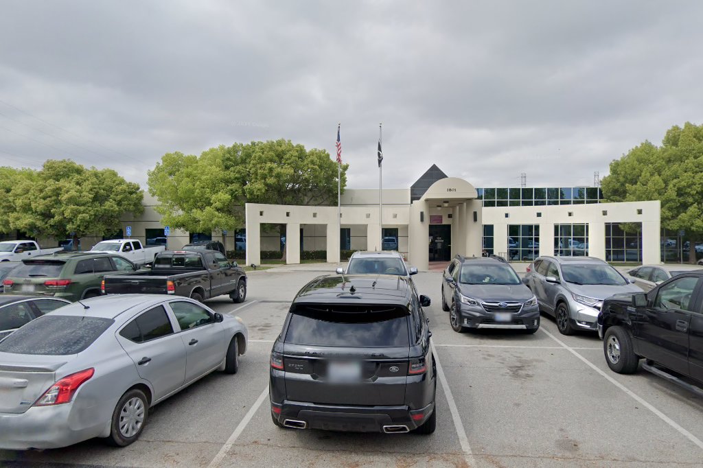 Bakersfield Veterans Affairs Community Clinic Pharmacy