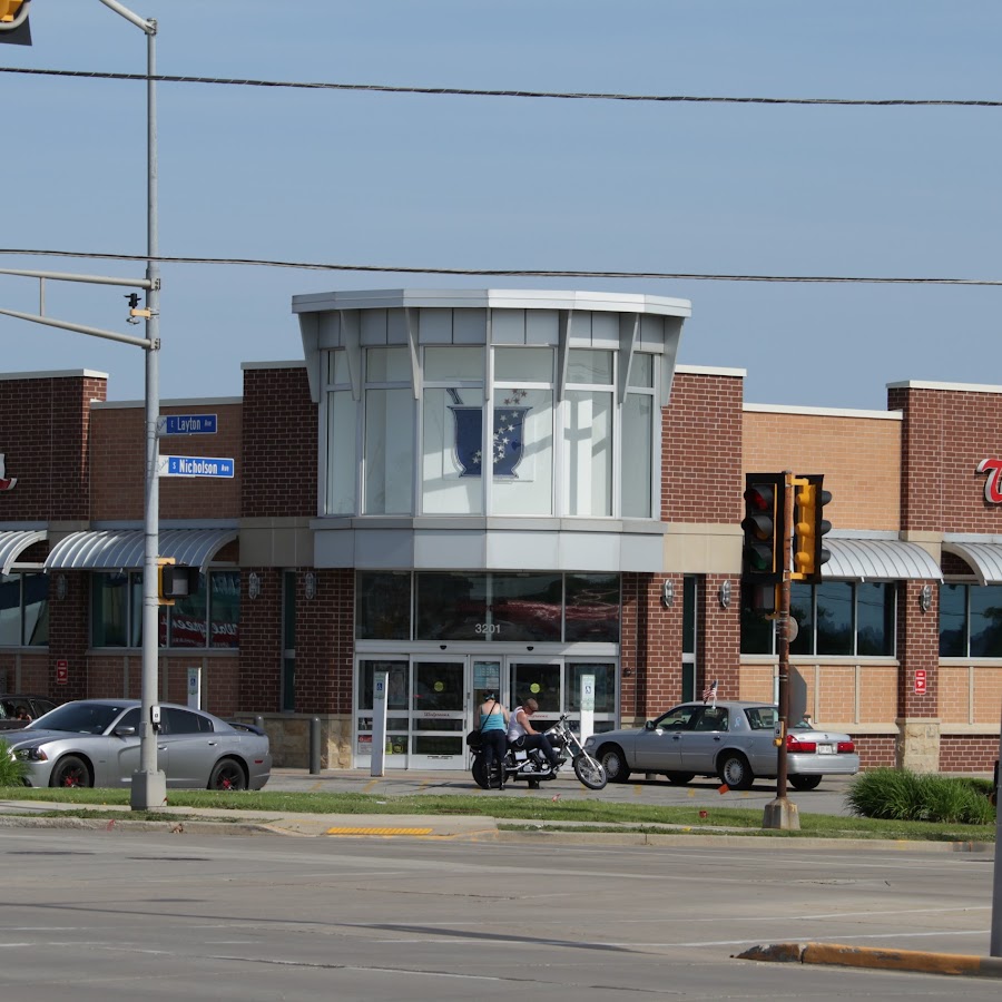 Walgreens Pharmacy