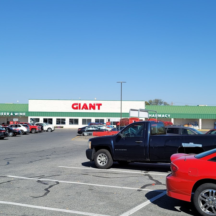 Giant Pharmacy