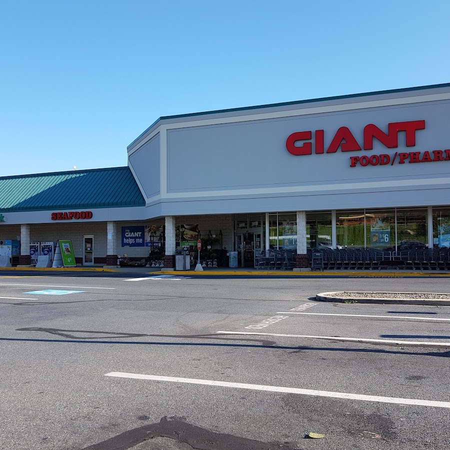 Giant Pharmacy