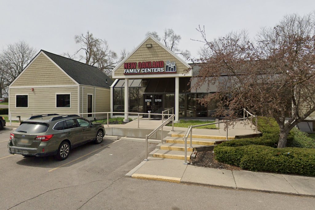 St. Joseph Mercy Maple Health Building and Urgent Care