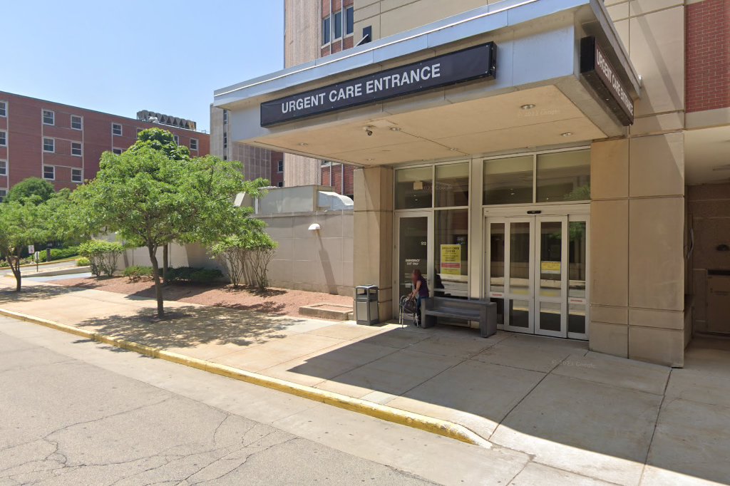 Froedtert Kenosha Hospital Drive-thru